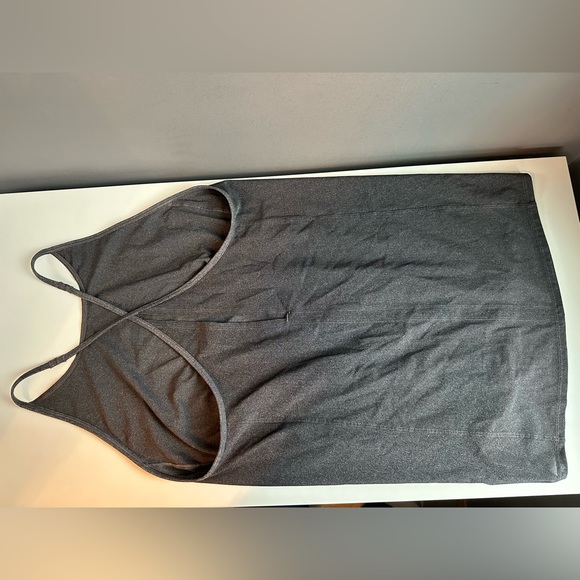 Lululemon Featherlight Singlet Mesh - Picture 7 of 7